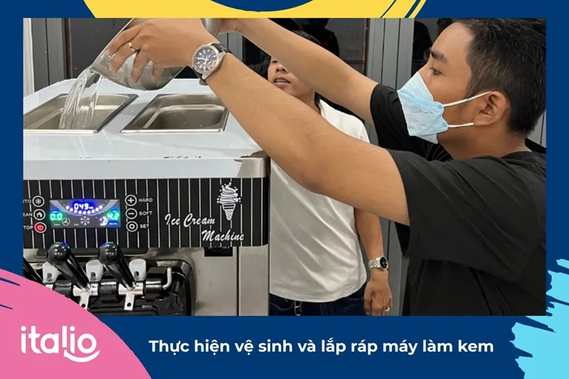 Hướng dẫn sử dụng máy làm kem tươi 2 Thực hiện vệ sinh và lắp ráp máy làm kem